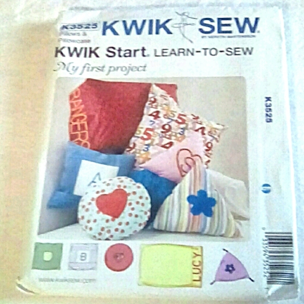 KWIK SEW K3525 Learn to Sew pillows & pillow case